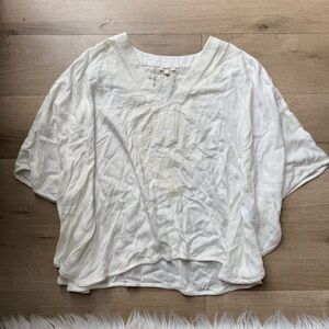 LAmade Sophie Caftan Poncho Flowy Embroidered White Champagne Boho Blouse Top S